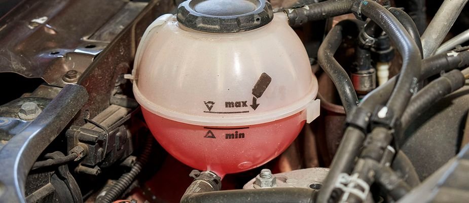 Quais são os principais cuidados com o sistema de arrefecimento?