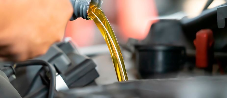 Tire suas principais dúvidas sobre óleo de carro