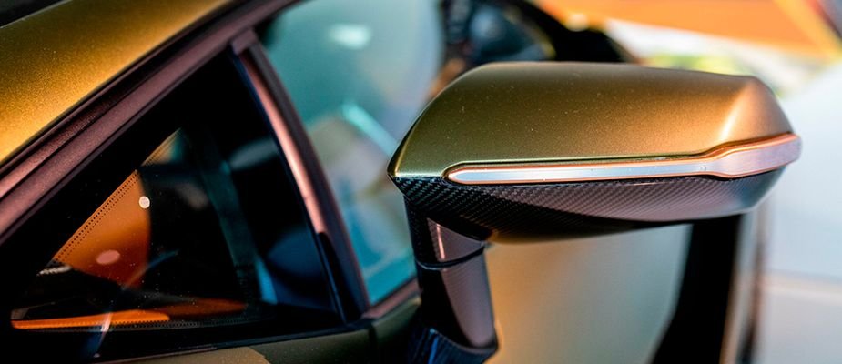 Origem e características dos carros esportivos