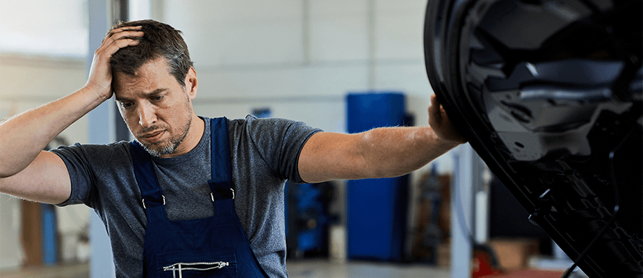 Erros comuns na manutenção do carro que podem danificar peças!